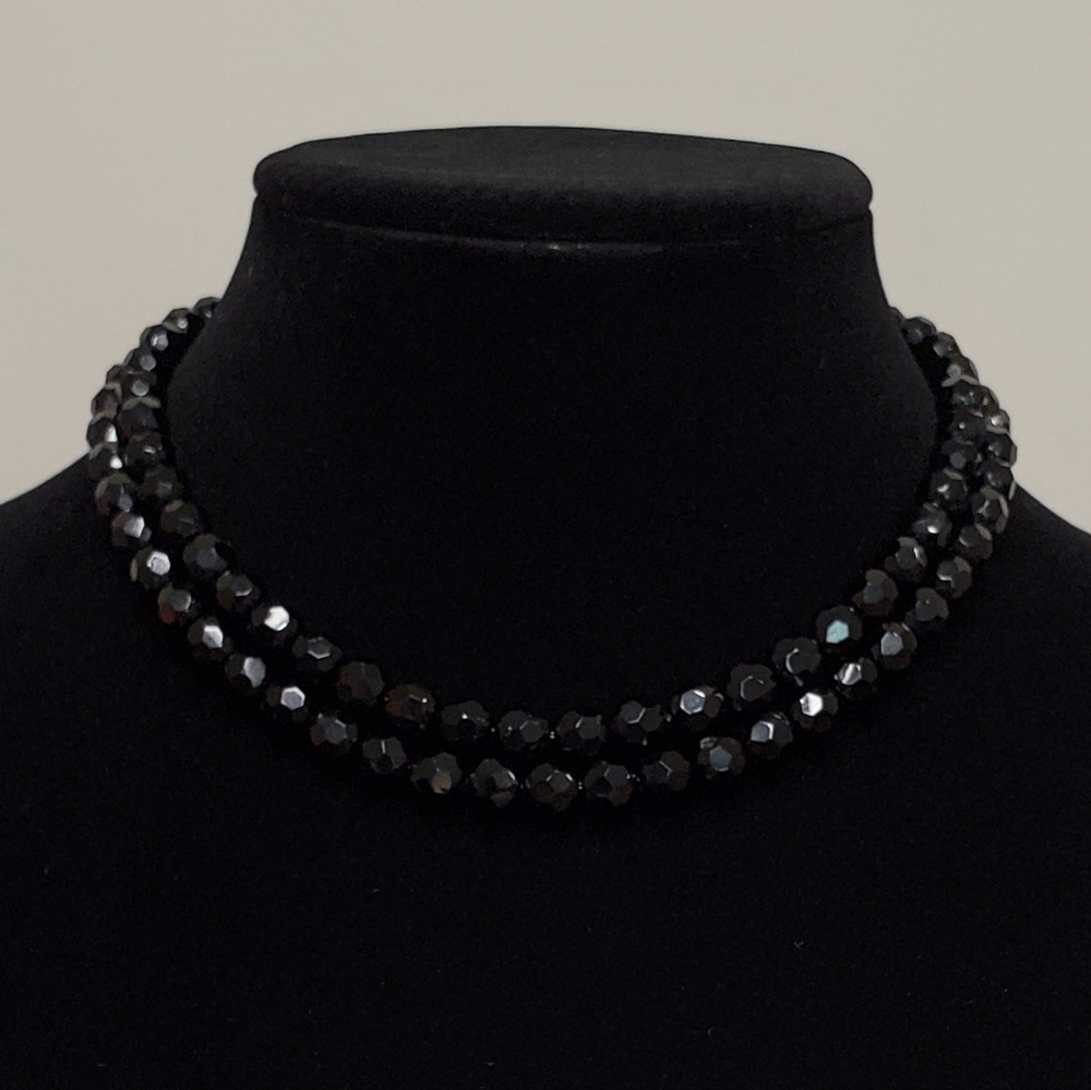 Vintage Unsigned Yellow Gold Tone & Black Faceted Glass Bead Two Strand Necklace
